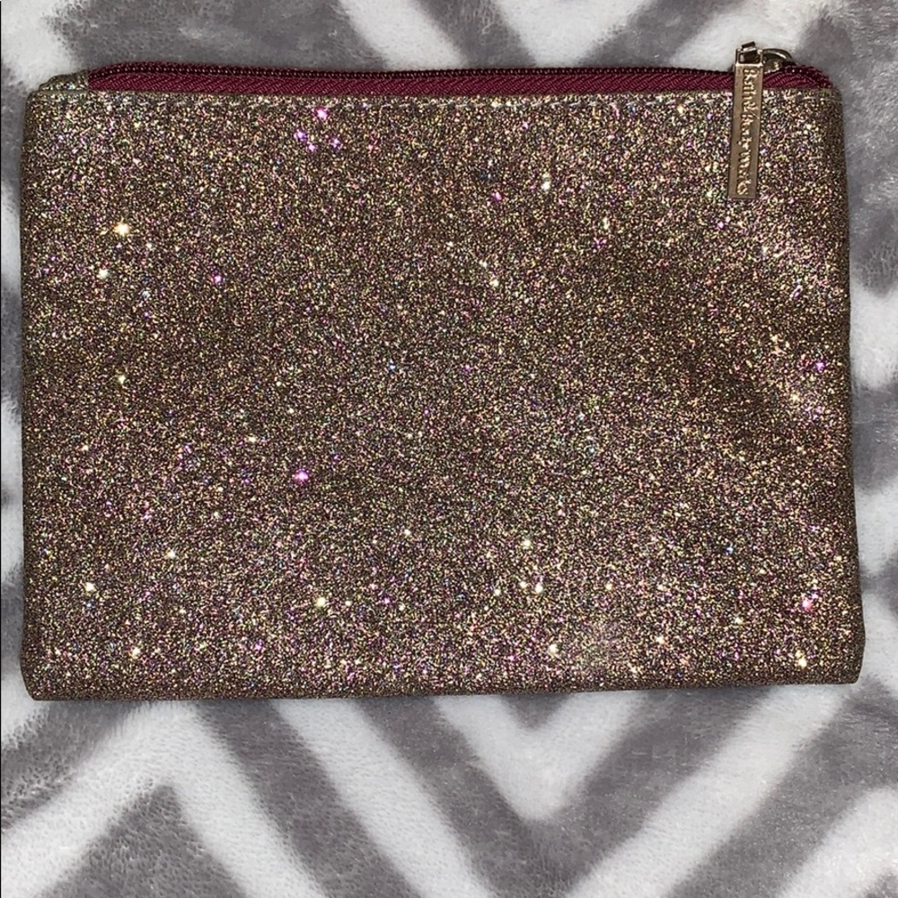 BATH&BODY WORKS (makeup bag)